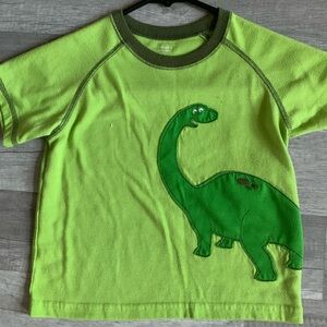 Carters Dinosaur sleep shirt. Size 4T